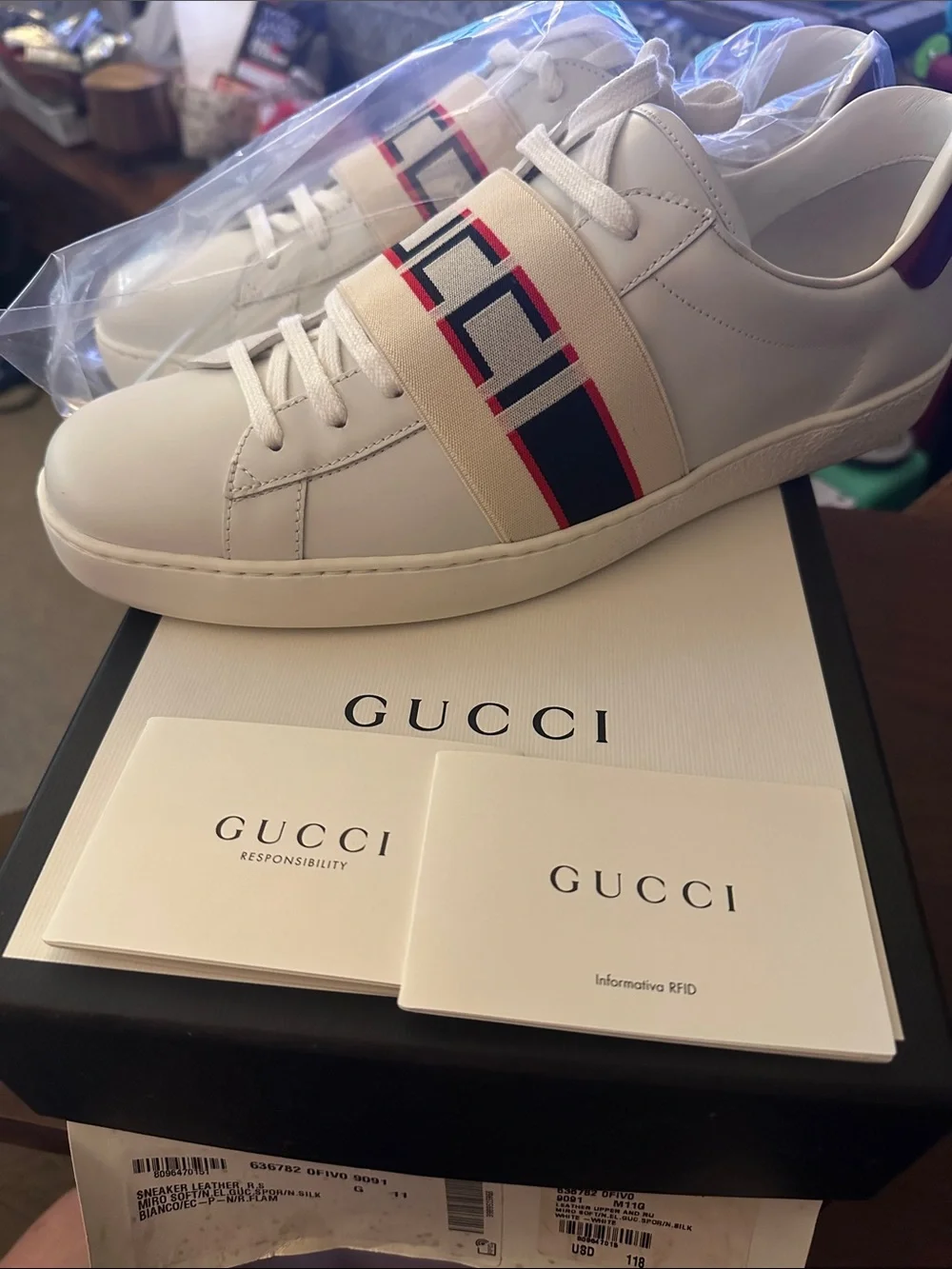 Gucci White Leather Sneakers with Red and Blue Logo Strap